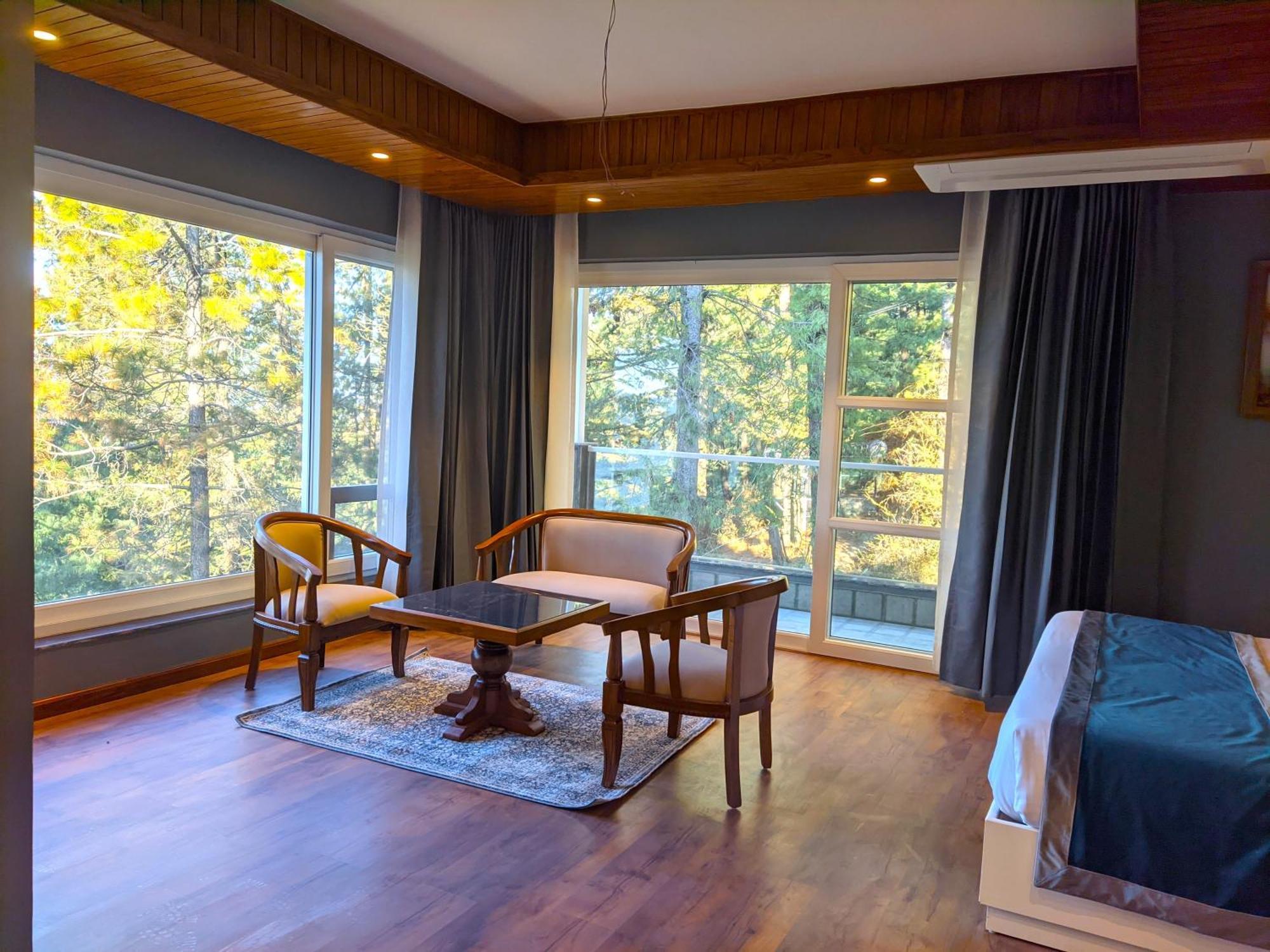 Hotel The Retreat Mashobra, Shimla Zewnętrze zdjęcie